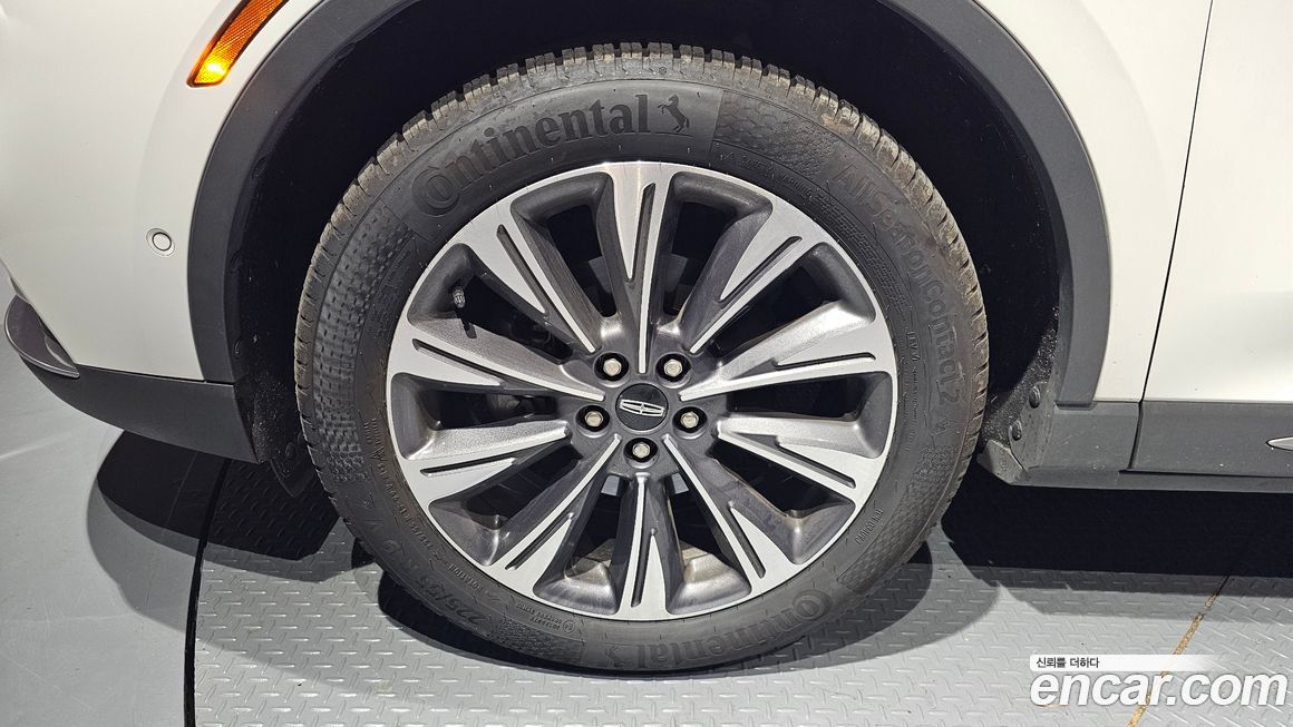 Lincoln Corsair 2021