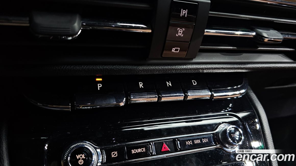 Lincoln Corsair 2021