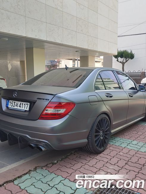 Mercedes-Benz C-Class 2012