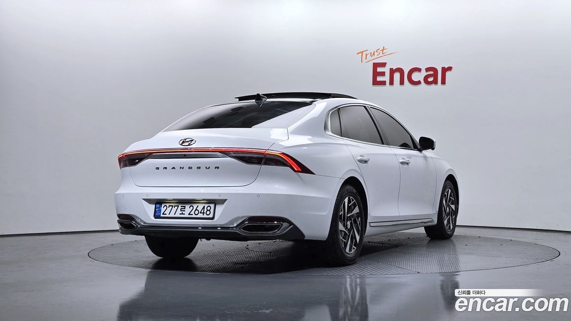 Hyundai Grandeur 2022