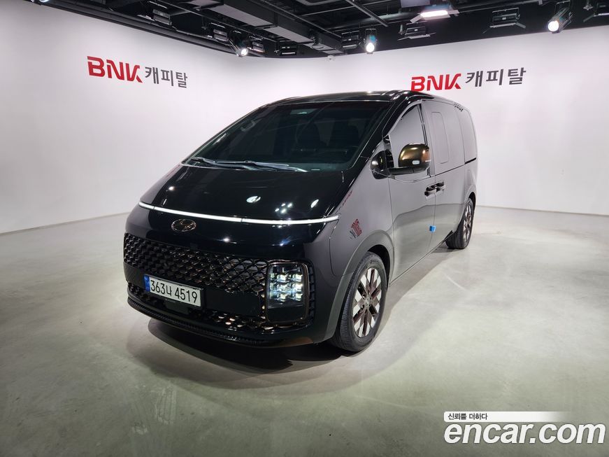 Hyundai Staria 2023