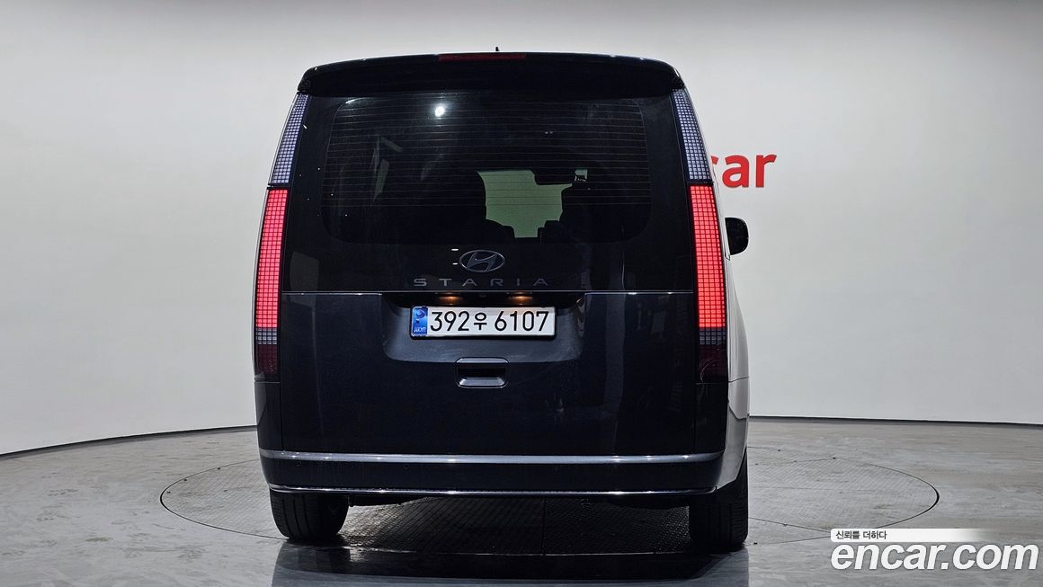 Hyundai Staria 2025