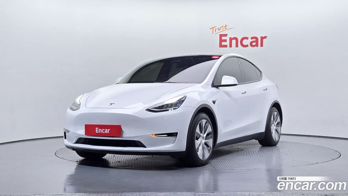 Tesla Model Y 2021