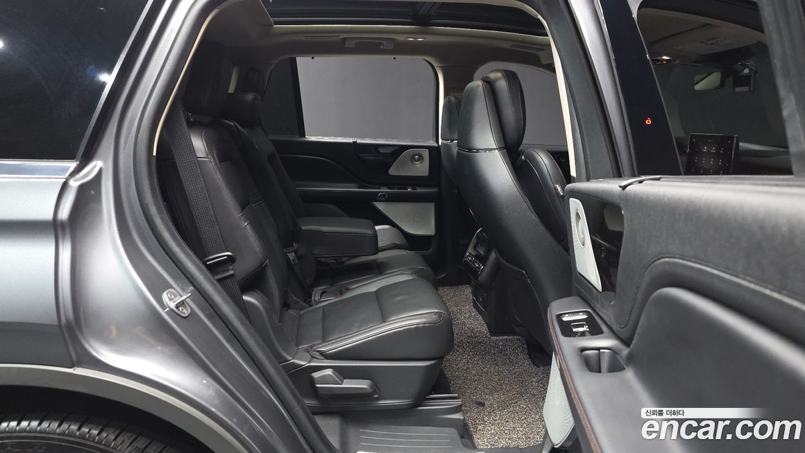 Lincoln Aviator 2021