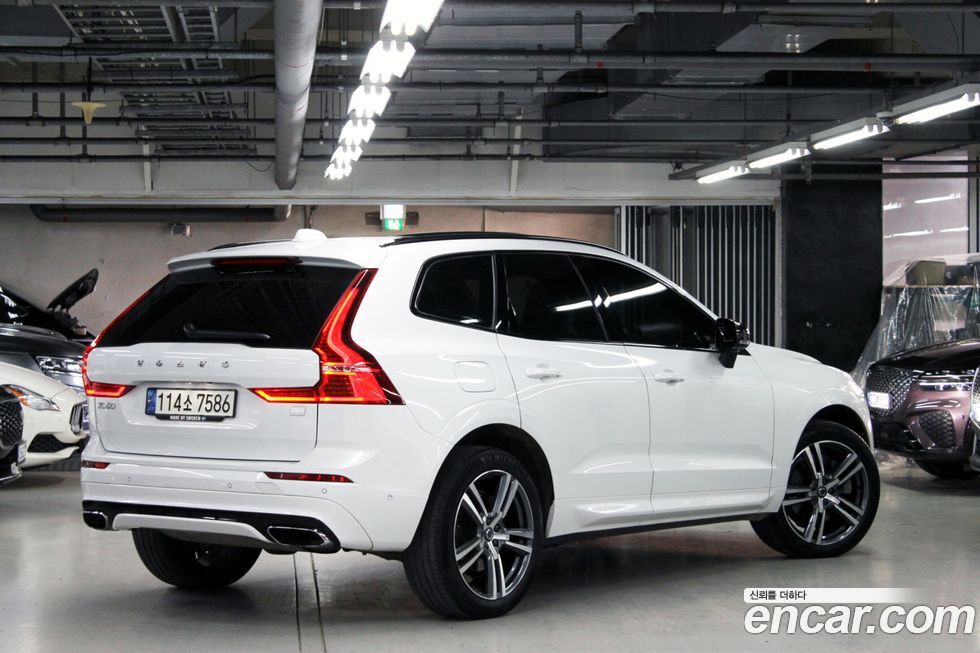 Volvo XC60 2021