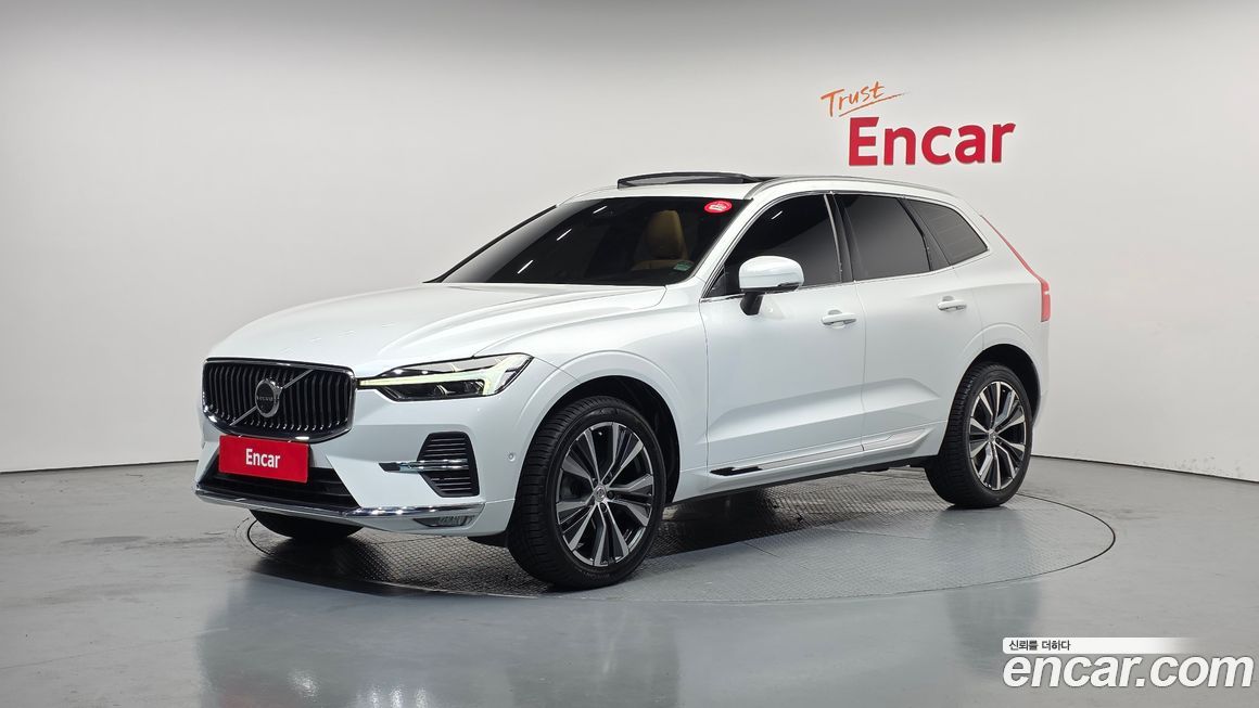 Volvo XC60 2022