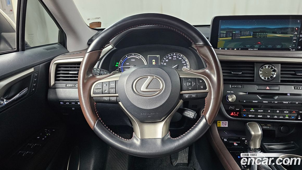 Lexus RX 2021