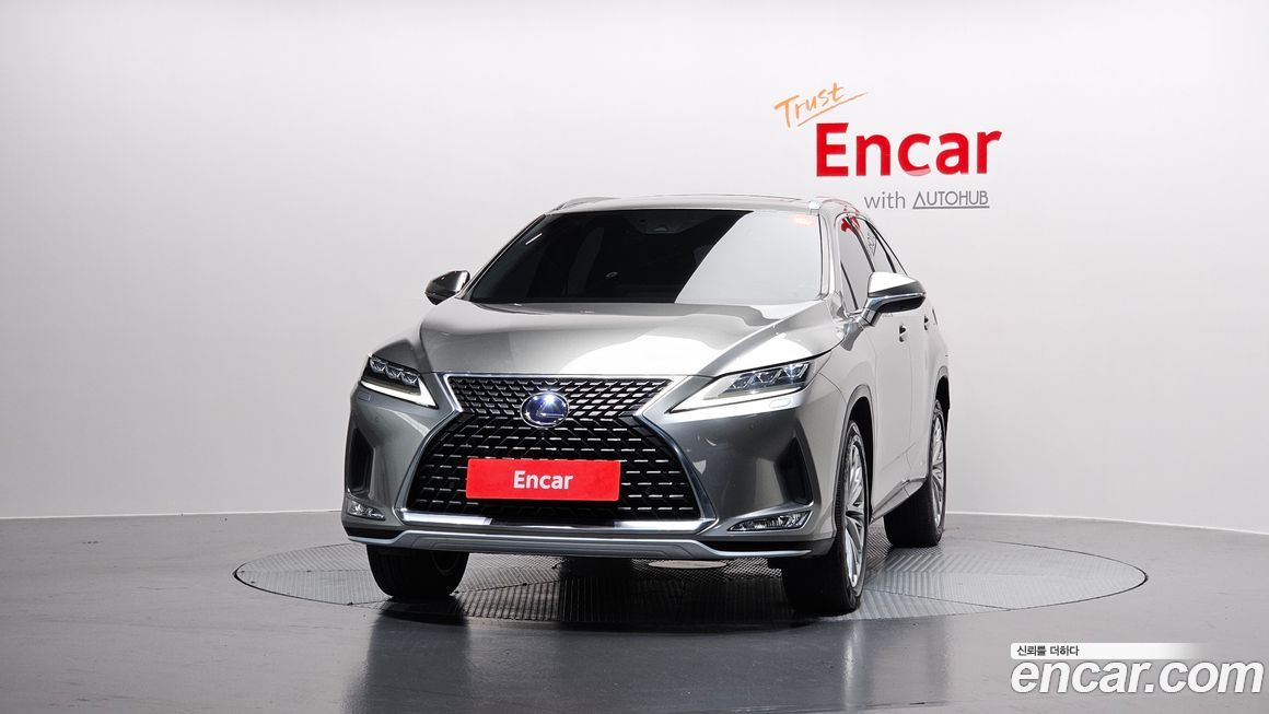 Lexus RX 2021