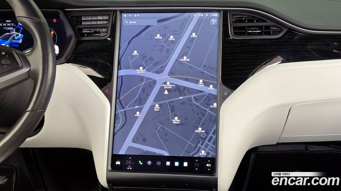 Tesla Model X 2020
