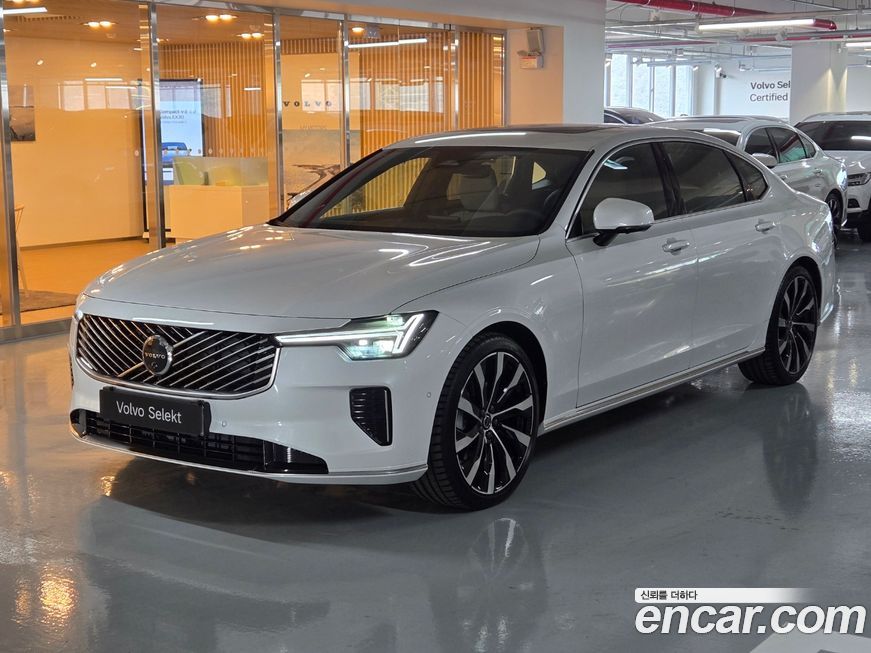 Volvo S90 2026