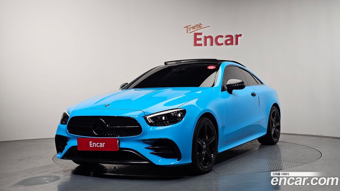 Mercedes-Benz E-Class 2022