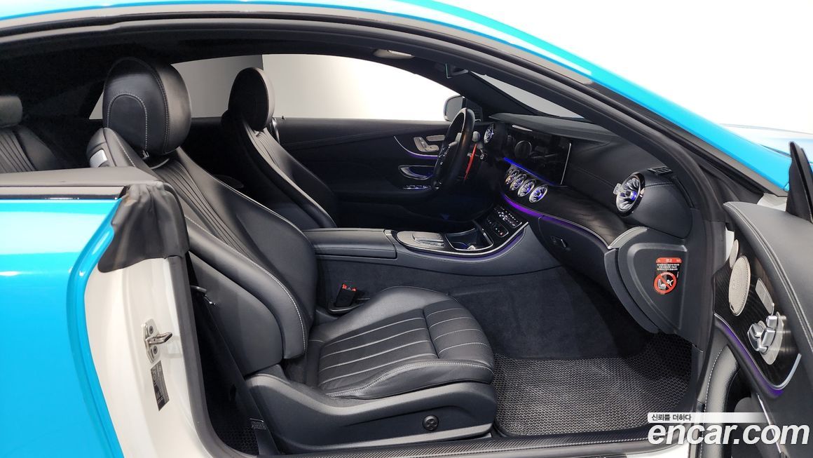 Mercedes-Benz E-Class 2022