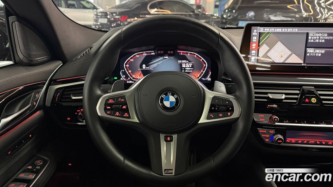 BMW Gran Turismo 2024