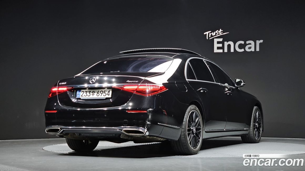 Mercedes-Benz S-Class 2021