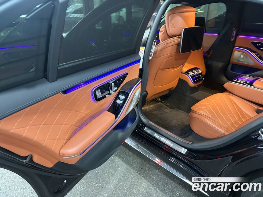 Mercedes-Benz S-Class 2021