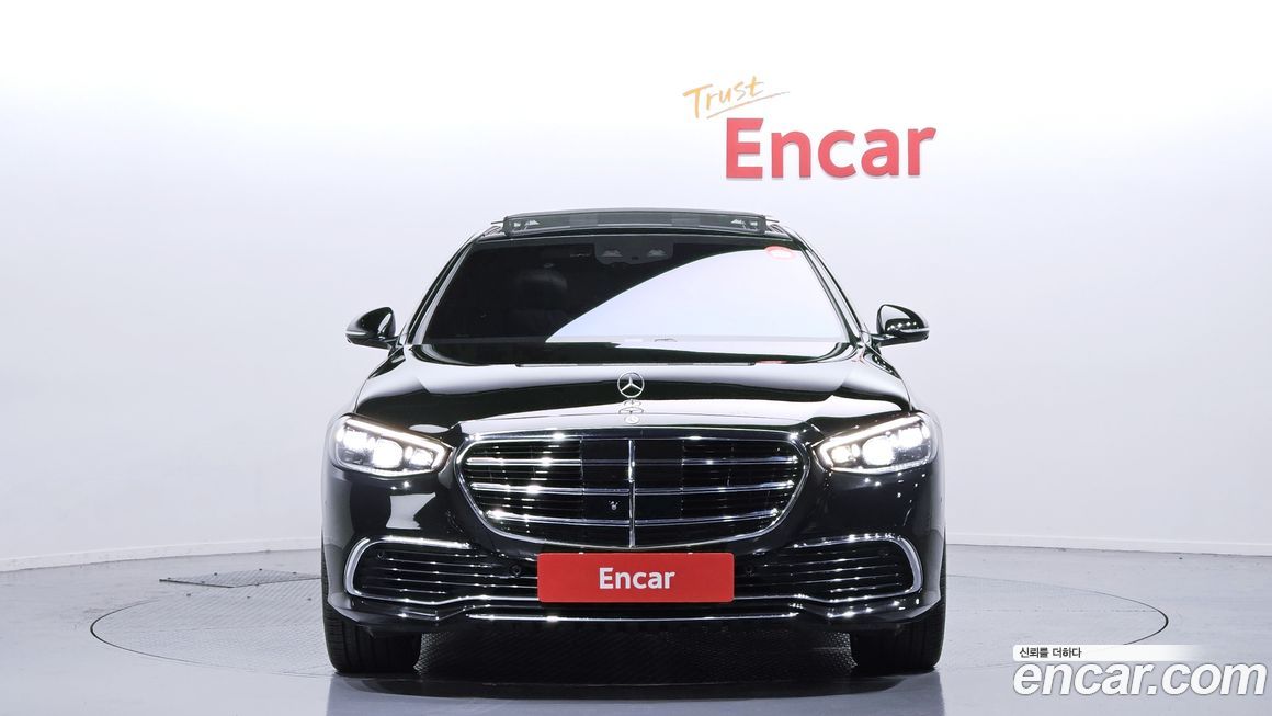 Mercedes-Benz S-Class 2021