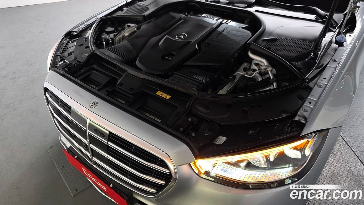 Mercedes-Benz S-Class 2022