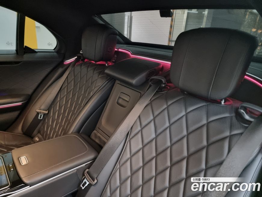 Mercedes-Benz S-Class 2022