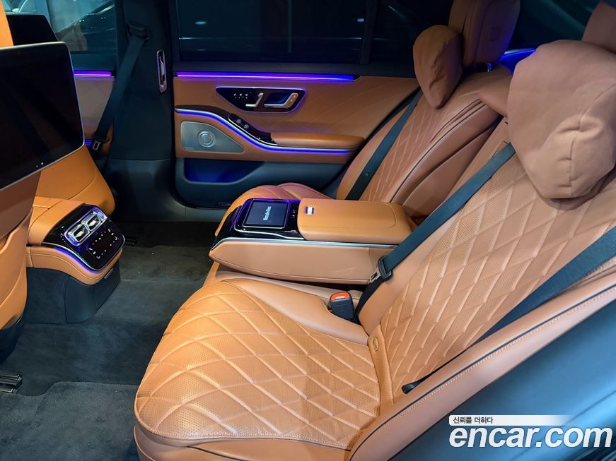 Mercedes-Benz S-Class 2021