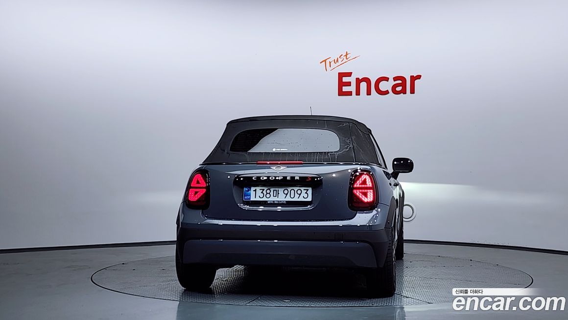 Mini Cooper Convertible 2025