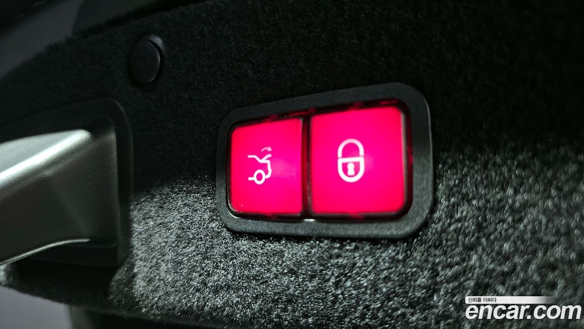 Mercedes-Benz S-Class 2020