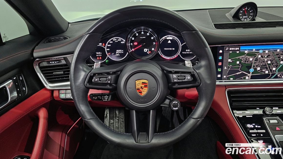 Porsche Panamera 2023