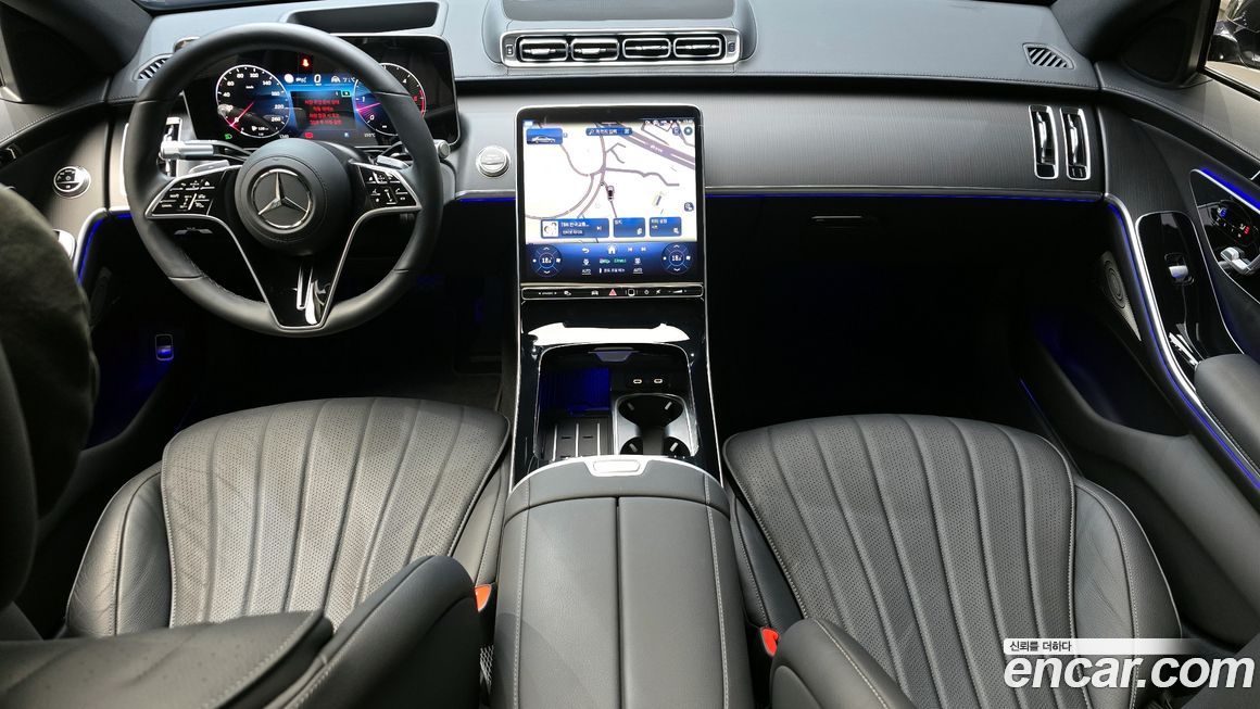 Mercedes-Benz S-Class 2025