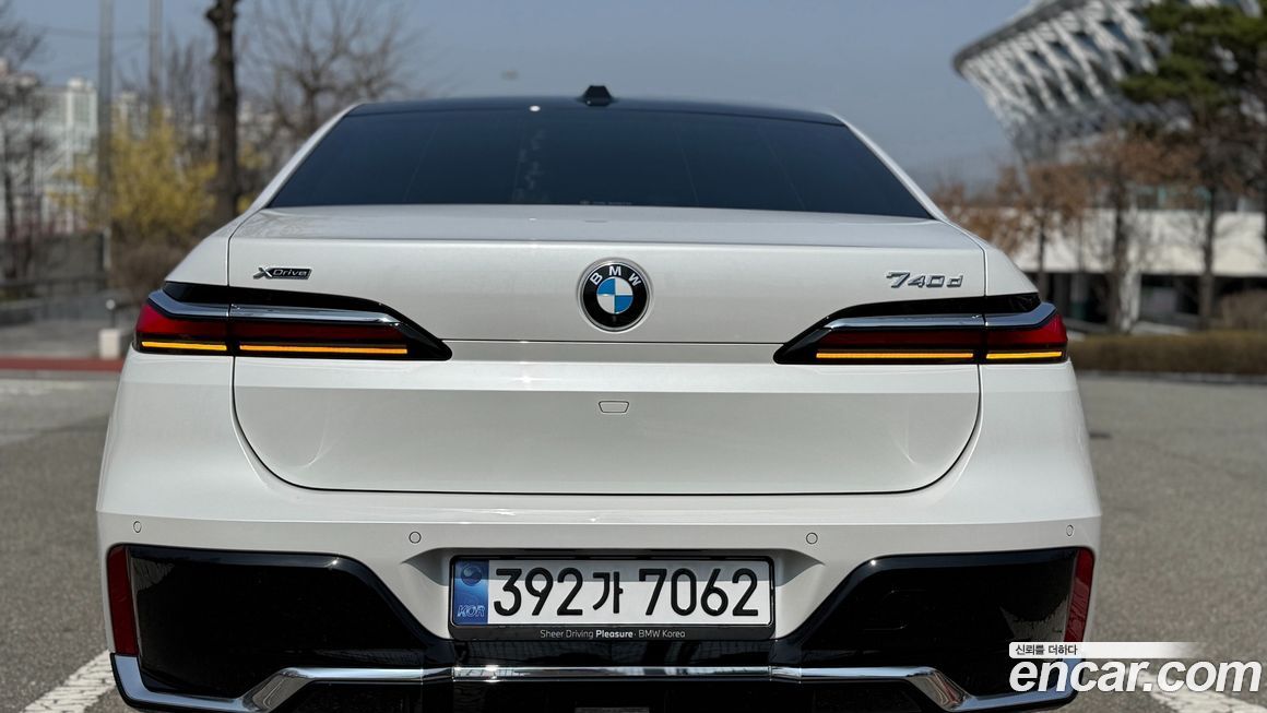 BMW 7-Series 2024