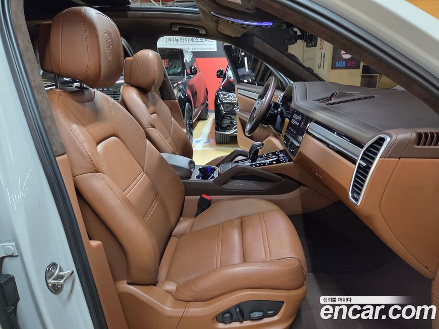 Porsche Cayenne 2023