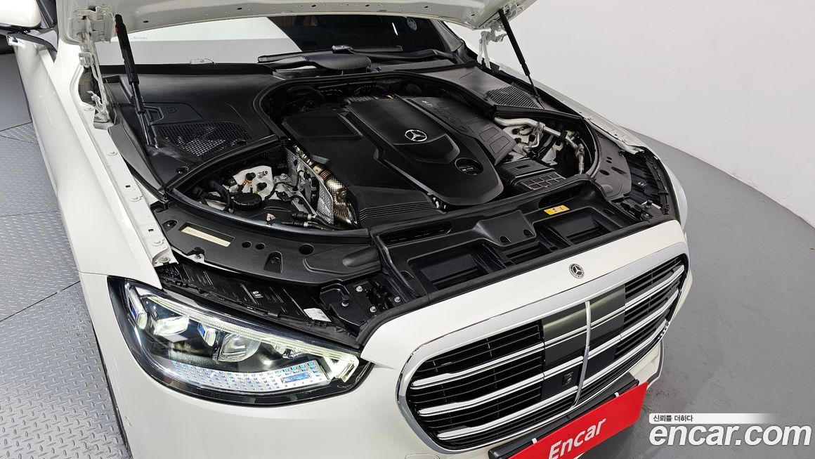 Mercedes-Benz S-Class 2022