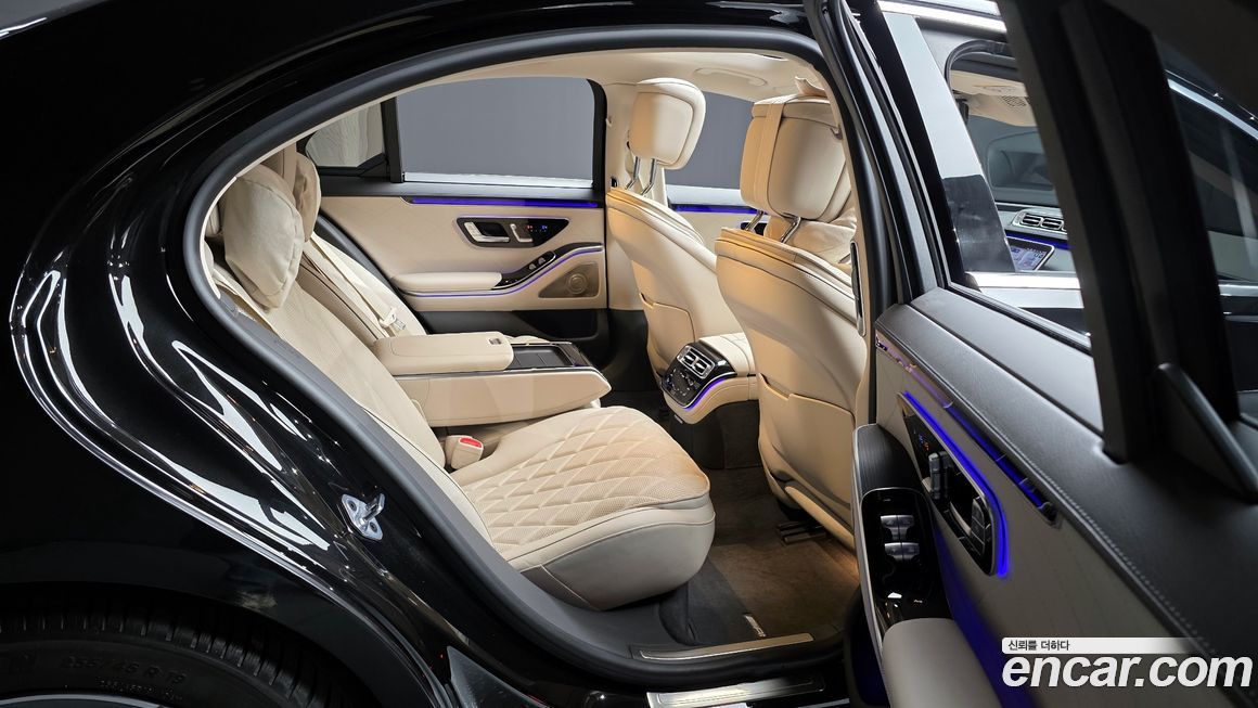 Mercedes-Benz S-Class 2023