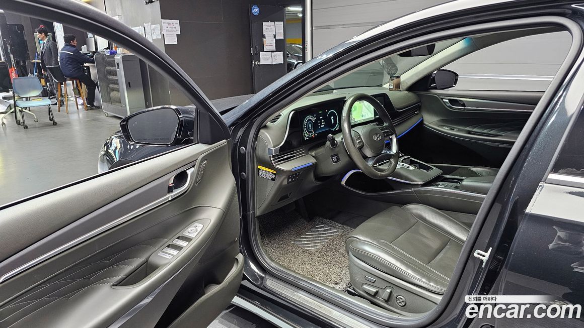 Hyundai Grandeur 2020