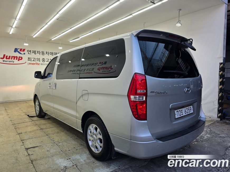 Hyundai Starex 2010