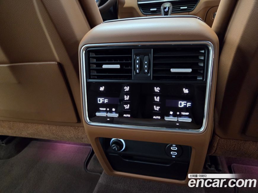 Porsche Cayenne 2023