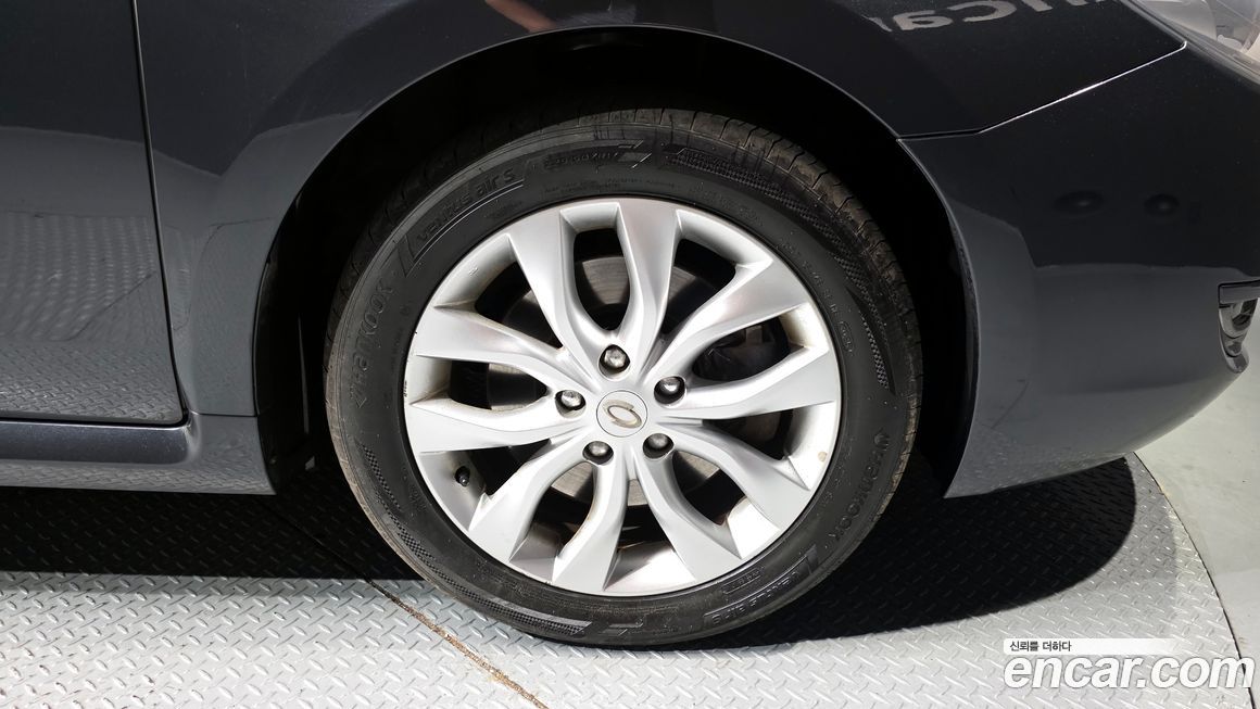 Renault-KoreaSamsung SM7 2012