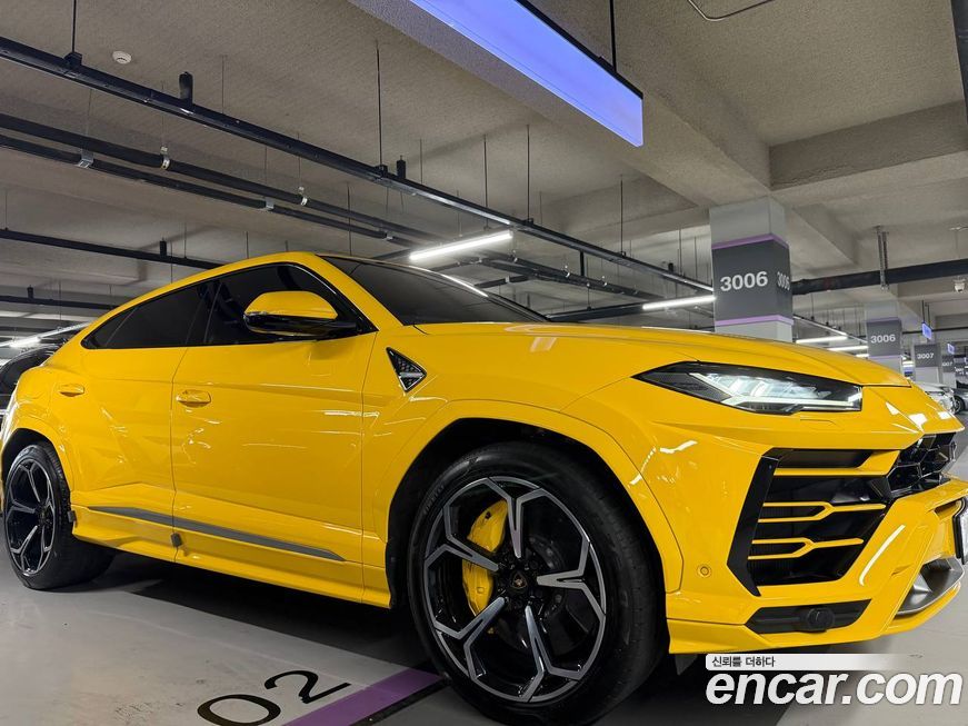 Lamborghini Urus 2022