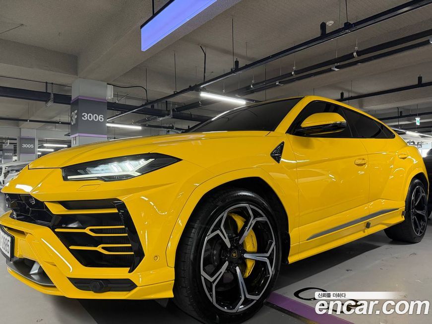 Lamborghini Urus 2022