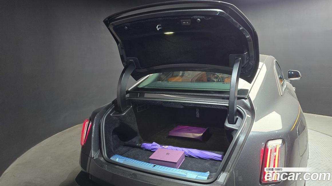 Rolls-Royce Spectre 2024