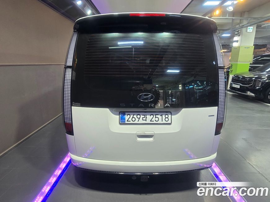 Hyundai Staria 2025