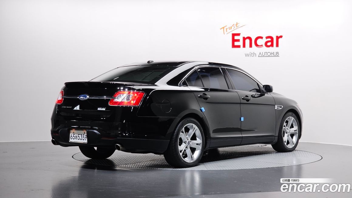 Ford Taurus 2012