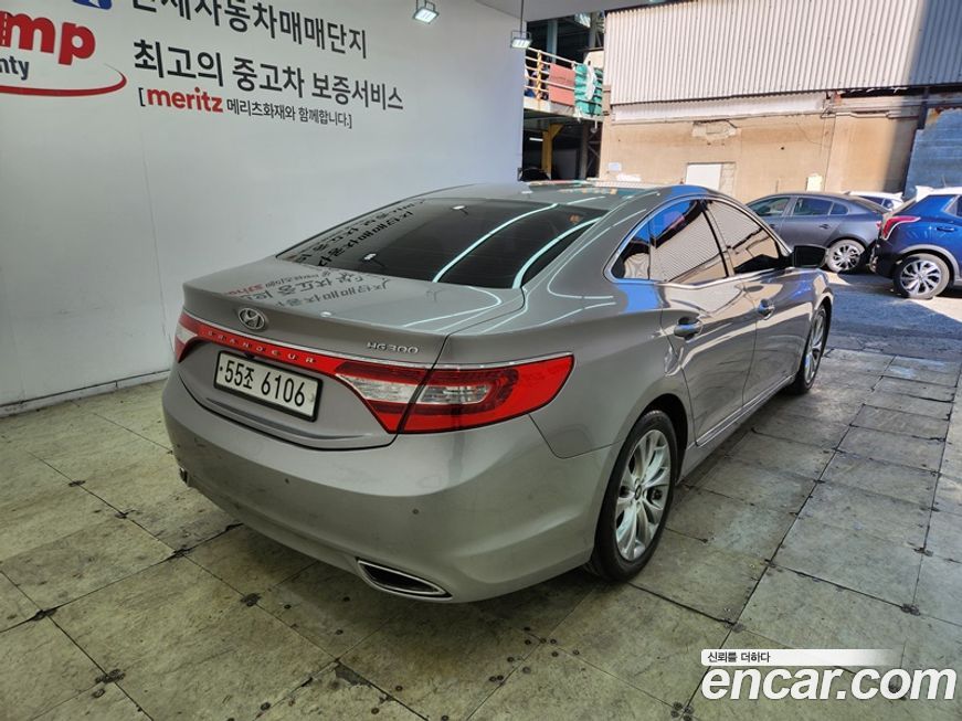 Hyundai Grandeur 2012