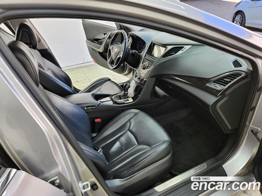 Hyundai Grandeur 2012