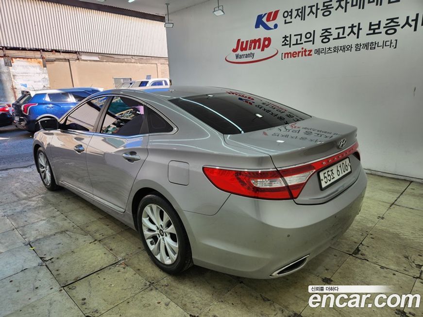 Hyundai Grandeur 2012