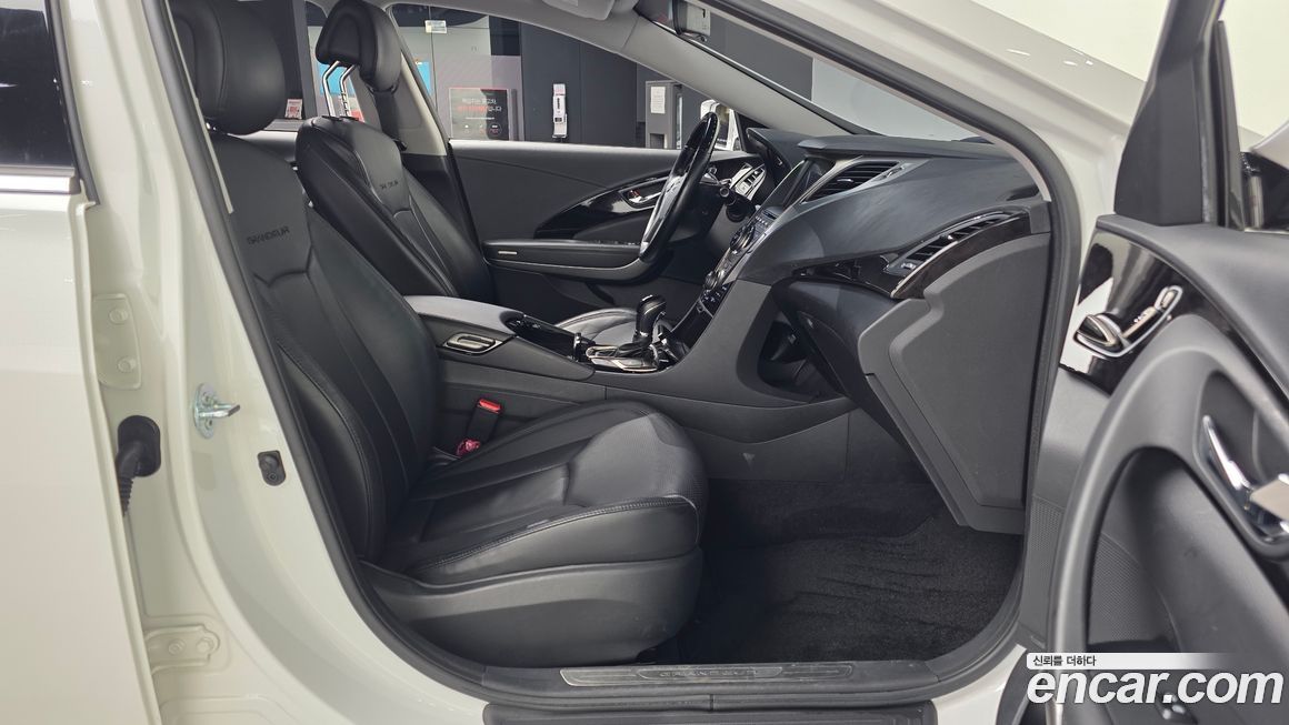 Hyundai Grandeur 2012