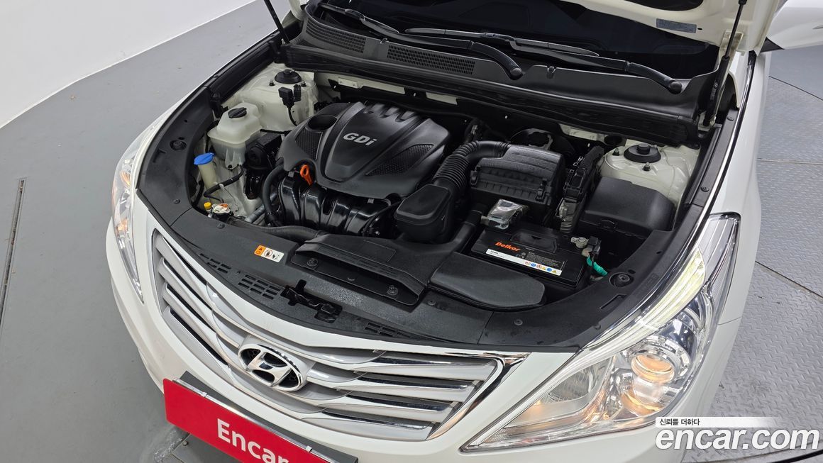 Hyundai Grandeur 2012