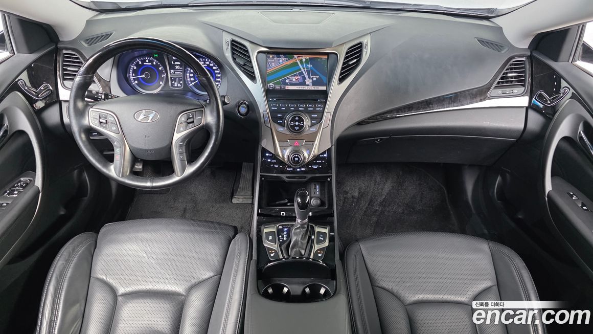 Hyundai Grandeur 2012