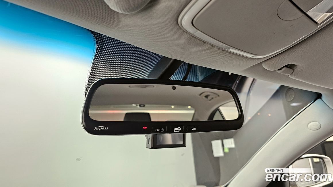 Hyundai Genesis 2013