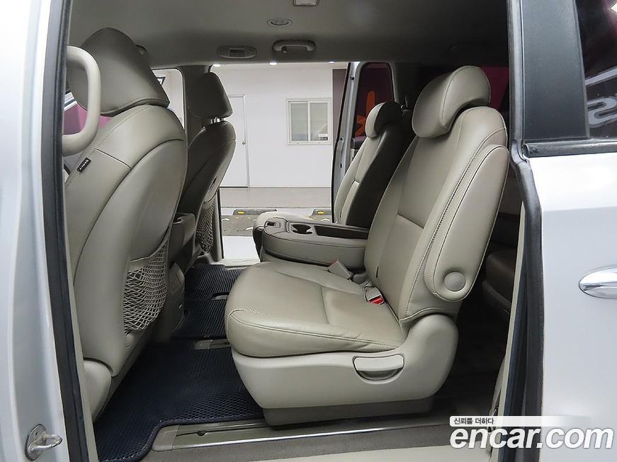 Kia Canival 2015
