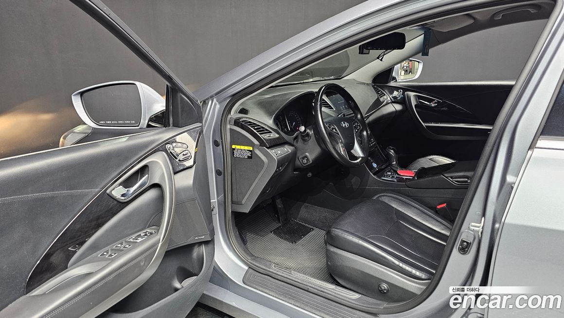 Hyundai Grandeur 2016