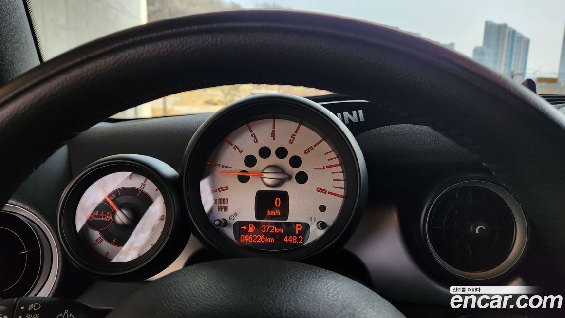 Mini Cooper Convertible 2011